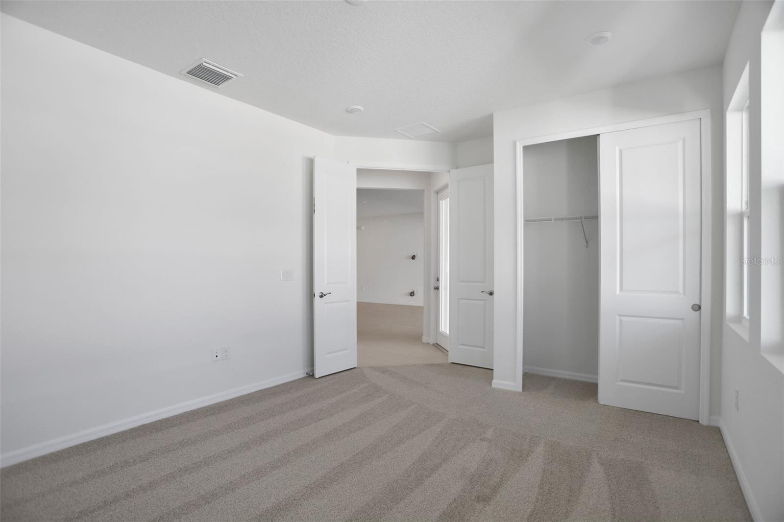 17584 VALLEYWOOD PKWY — photo 15