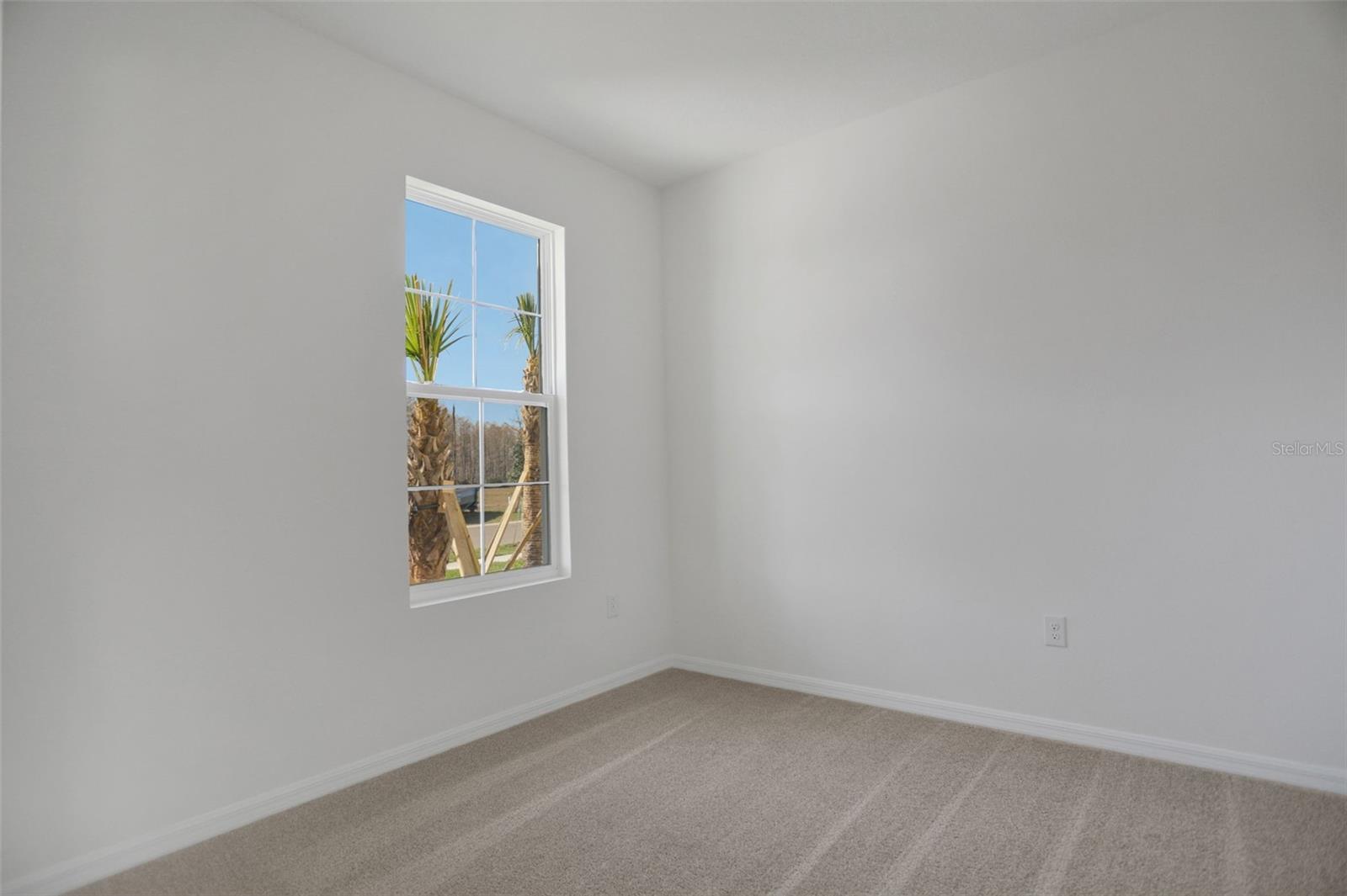17584 VALLEYWOOD PKWY — photo 41