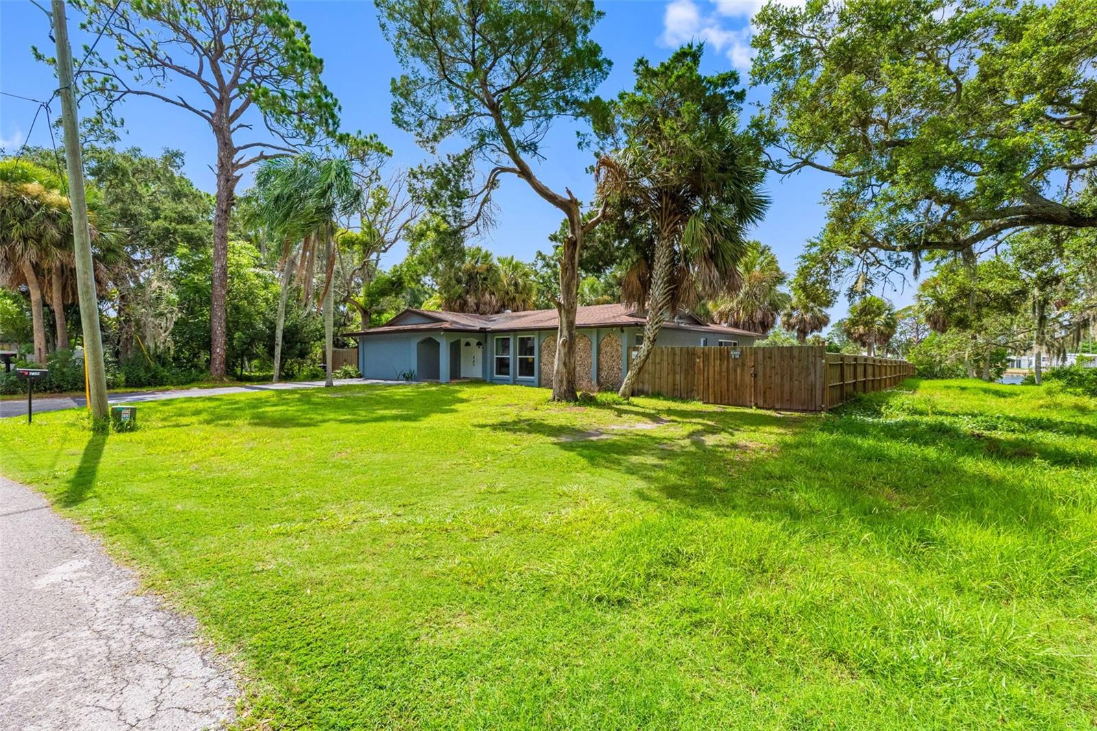 7032 MORNINGSTAR LN — photo 7