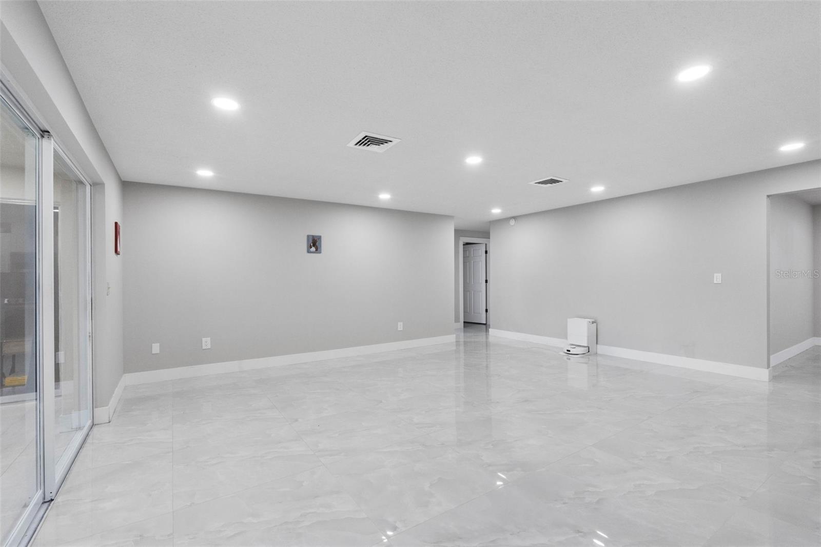 7032 MORNINGSTAR LN — photo 8