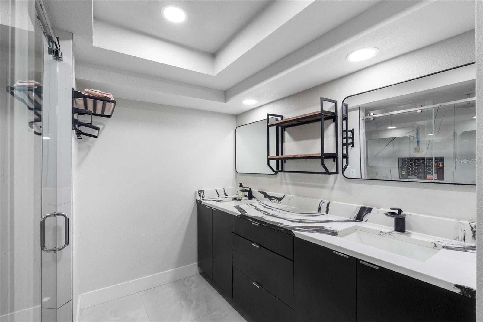 7032 MORNINGSTAR LN — photo 3