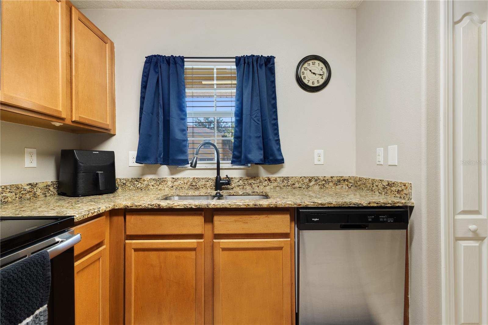 37678 AARALYN RD — photo 11