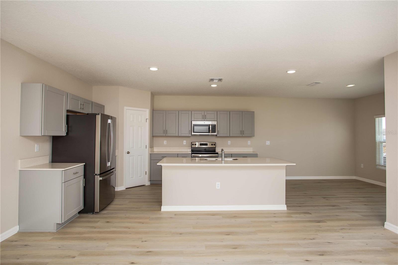 9062 BELLEVIEW FOREST PASS — photo 14