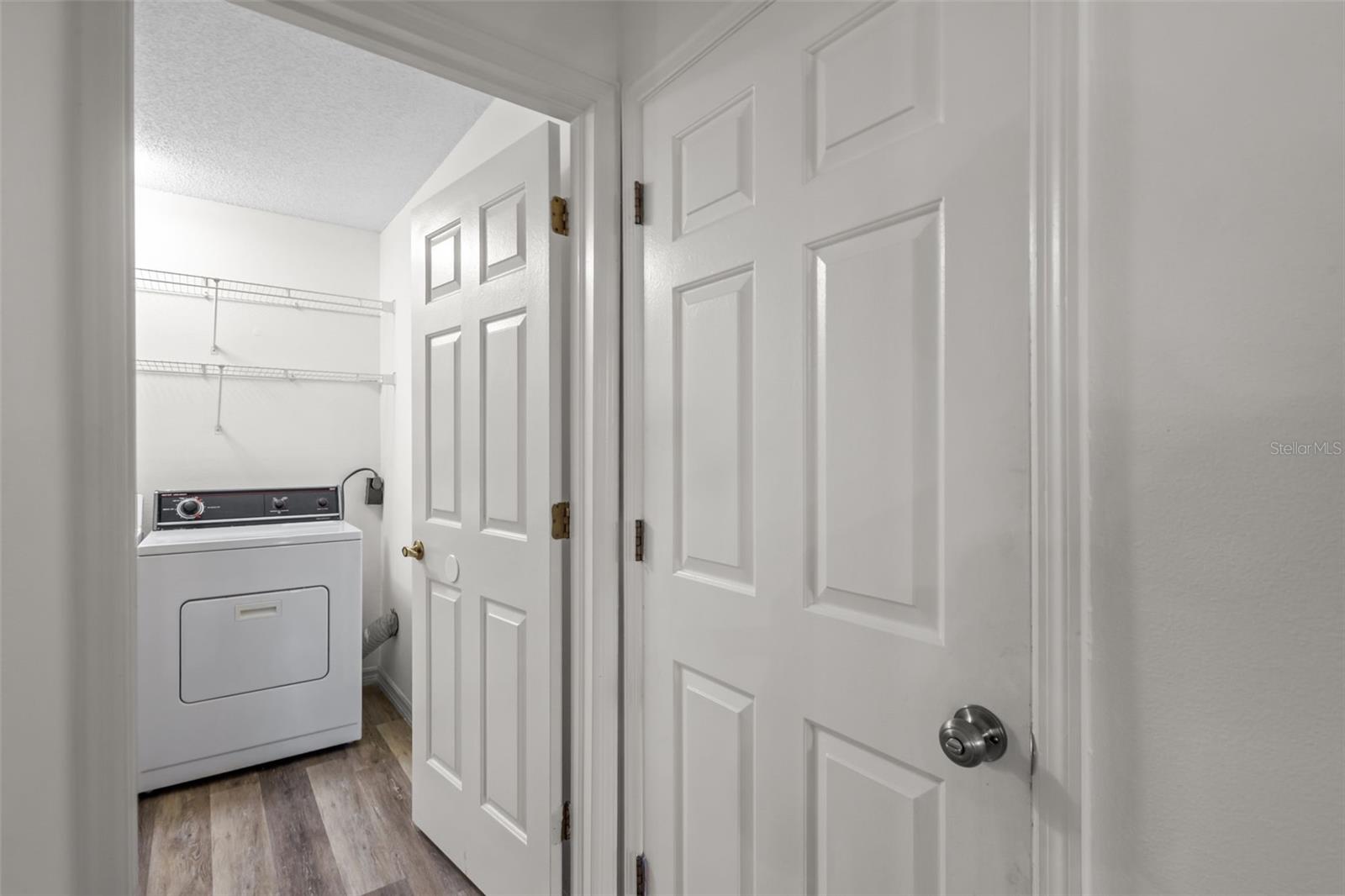 3416 CLAIRES CT — photo 25