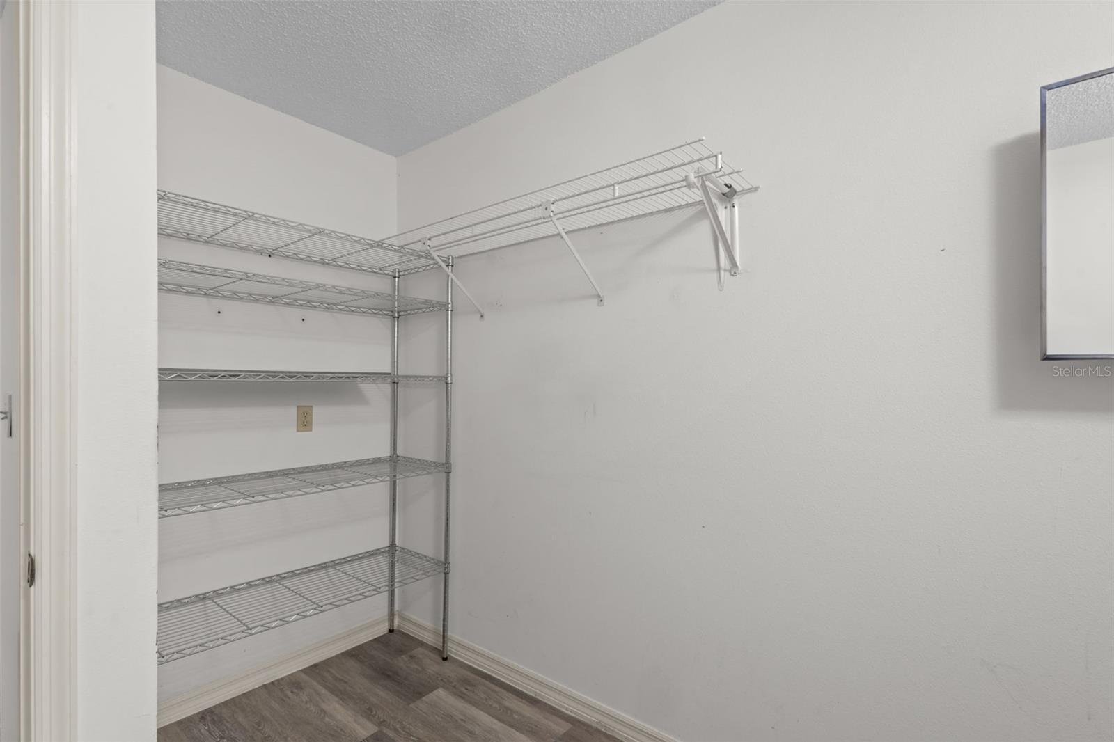 3416 CLAIRES CT — photo 27