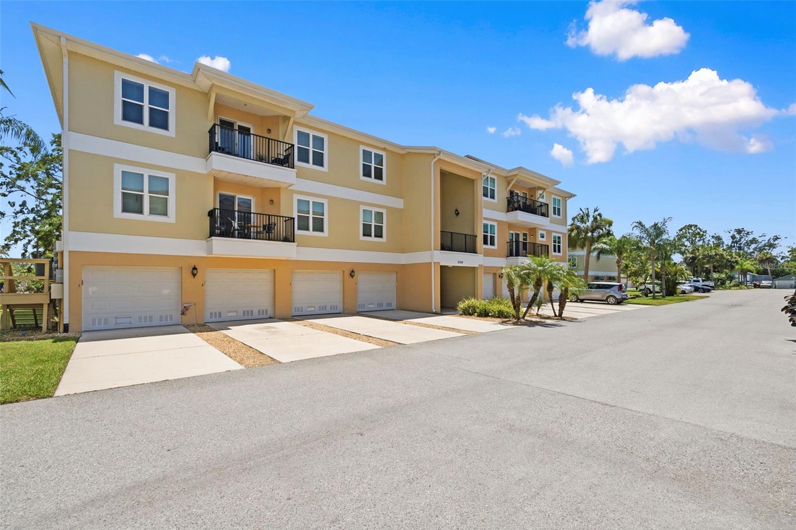 5064 ROYAL PALMS WAY #204 — photo 5