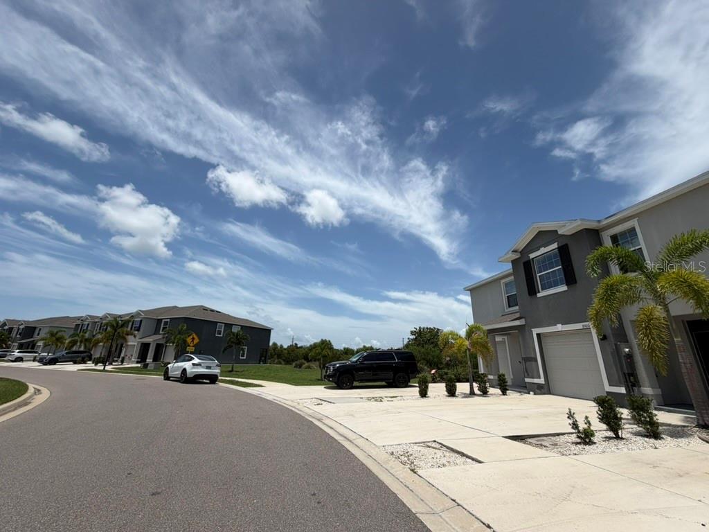 8920 MILESTONE DR — photo 2