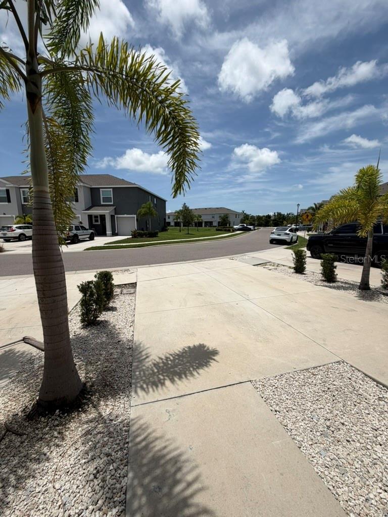 8920 MILESTONE DR — photo 4