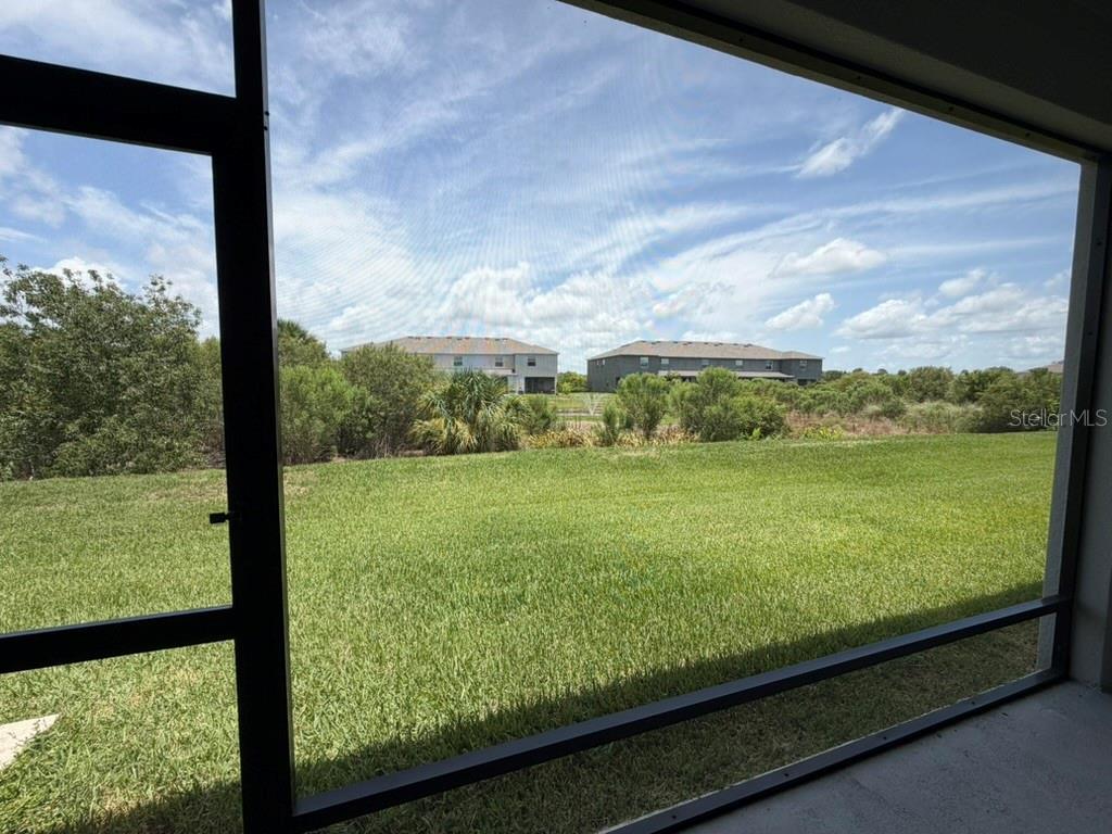 8920 MILESTONE DR — photo 14