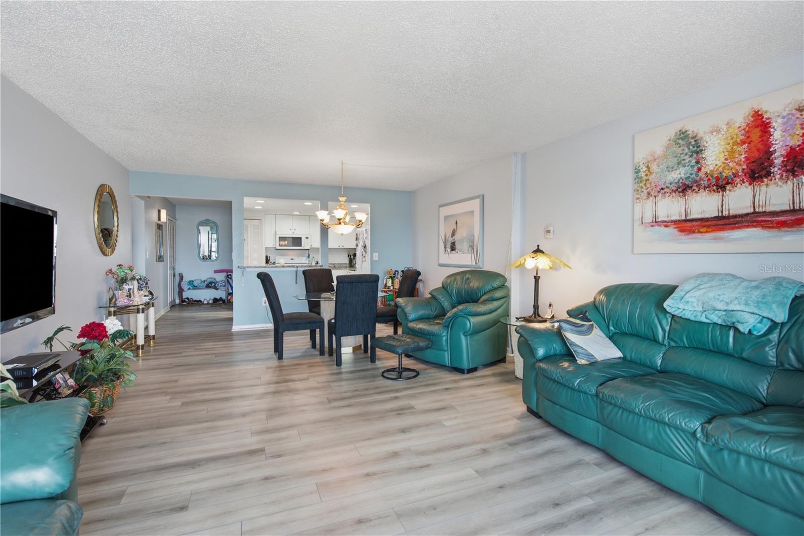 800 S GULFVIEW BLVD #403 — photo 15