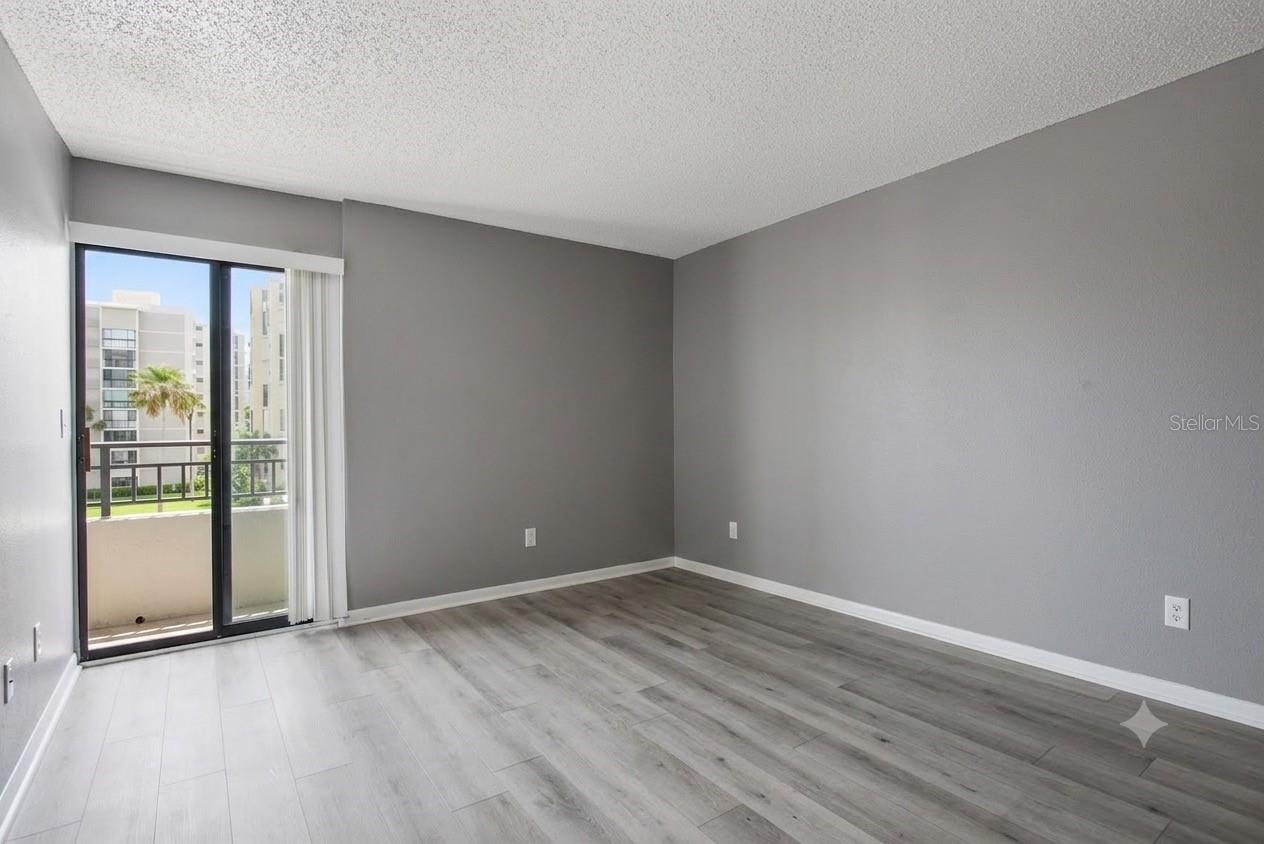 800 S GULFVIEW BLVD #403 — photo 32