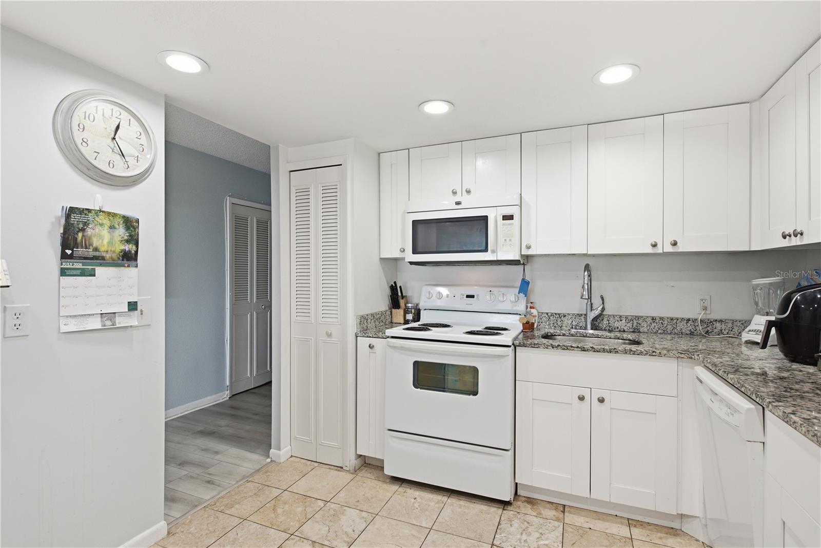 800 S GULFVIEW BLVD #403 — photo 22
