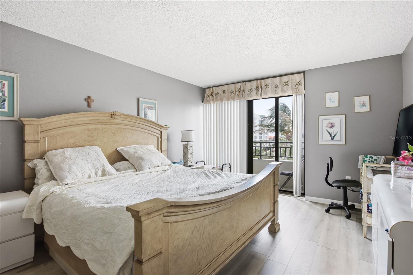 800 S GULFVIEW BLVD #403 — photo 23