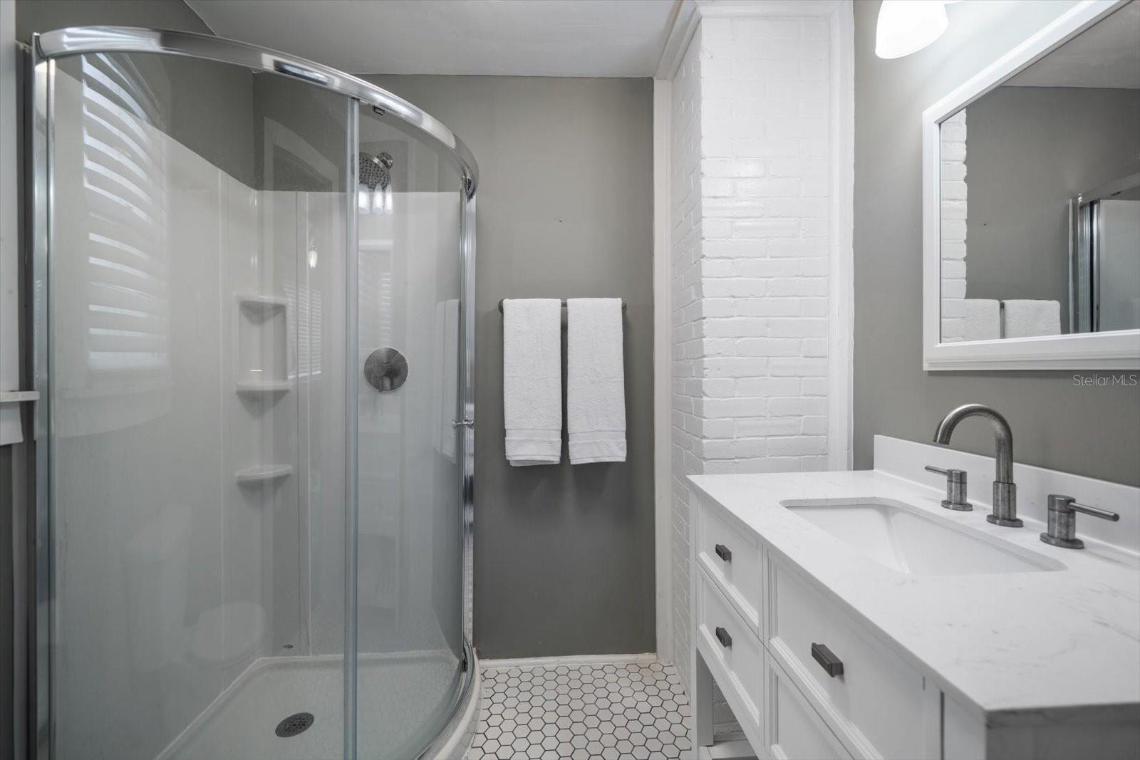 310 N LINCOLN AVE — photo 21