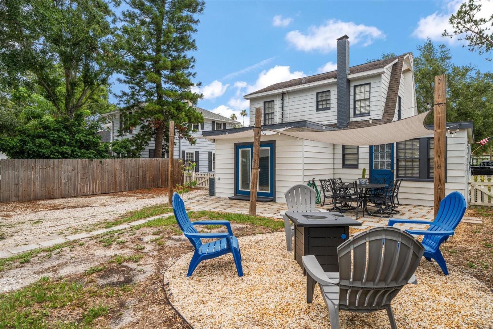 310 N LINCOLN AVE — photo 43