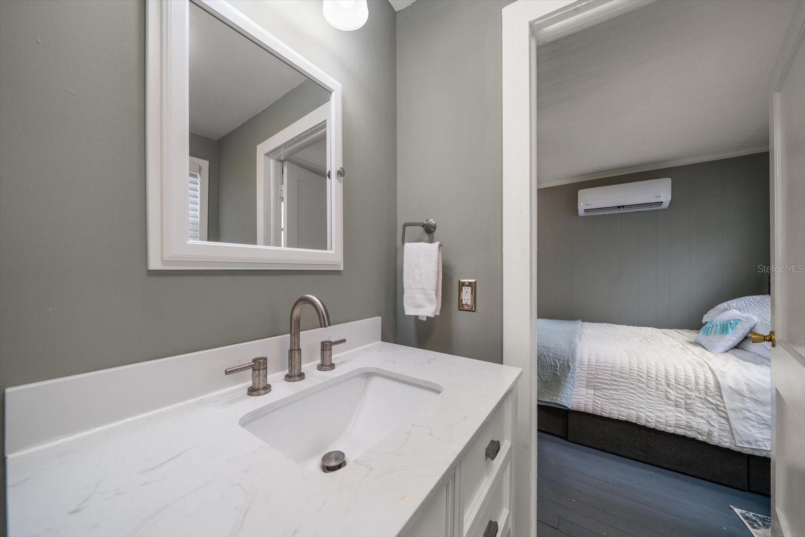 310 N LINCOLN AVE — photo 28