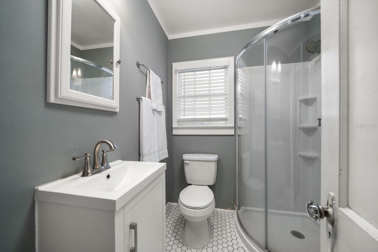 310 N LINCOLN AVE — photo 26