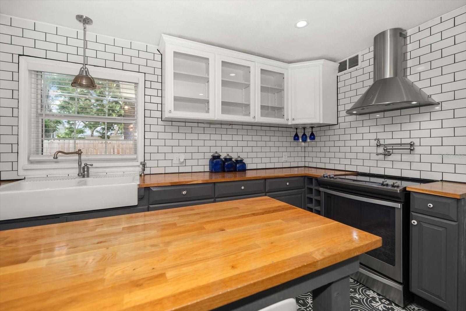 310 N LINCOLN AVE — photo 15