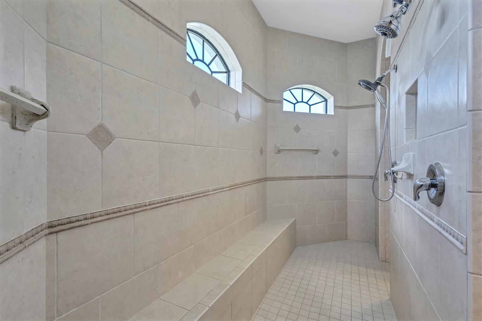 1911 148TH CT E — photo 41