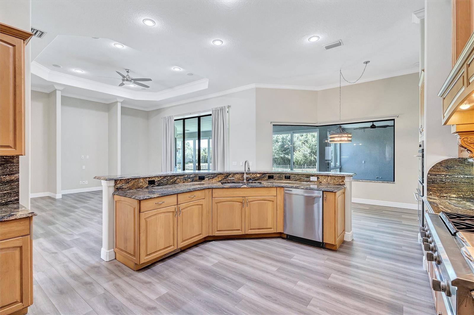 1911 148TH CT E — photo 17