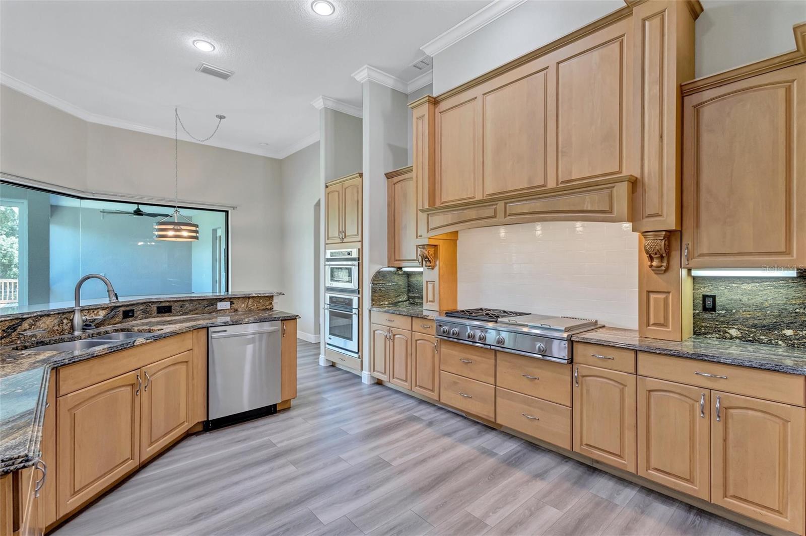1911 148TH CT E — photo 16