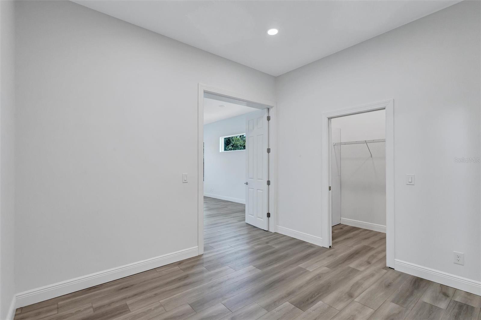 1911 148TH CT E — photo 24