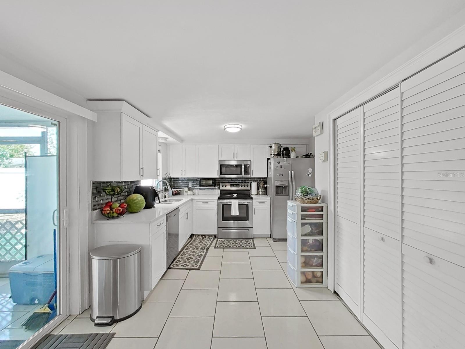 3424 TRUMAN DR — photo 13