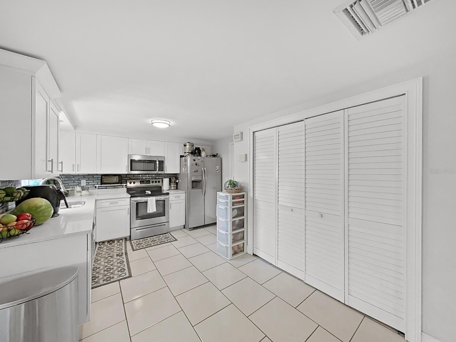 3424 TRUMAN DR — photo 12