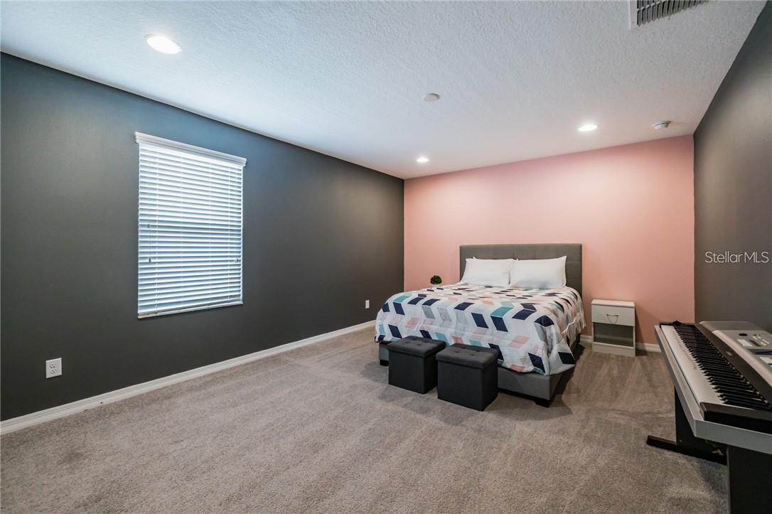 11301 ALACHUA CREEK LN — photo 32