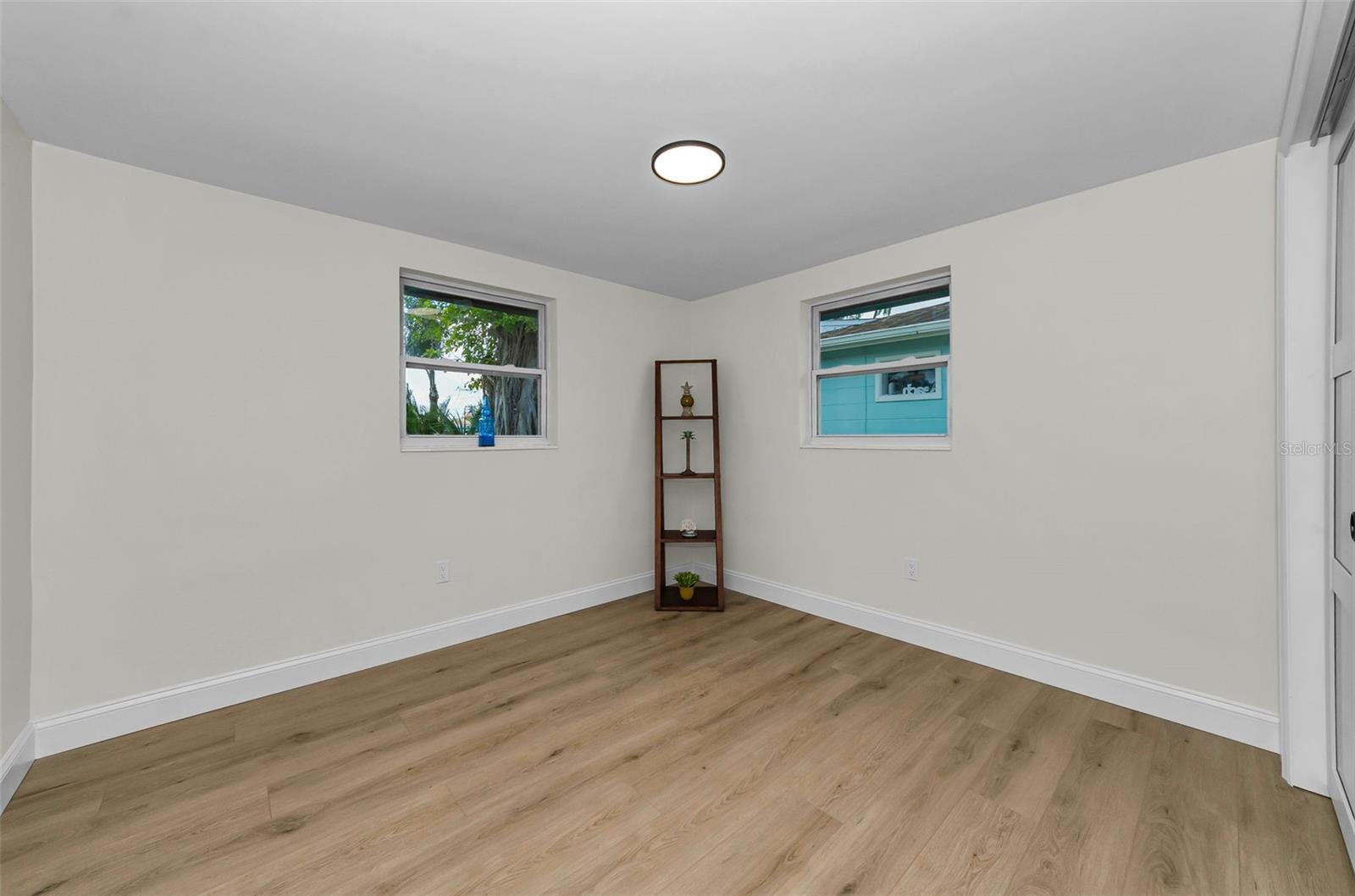 4946 BLUE HERON DR — photo 33