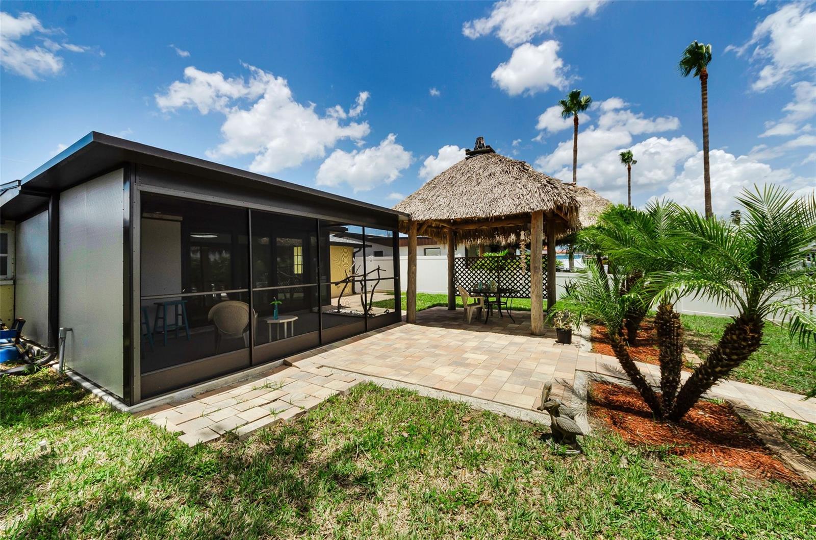 4946 BLUE HERON DR — photo 54