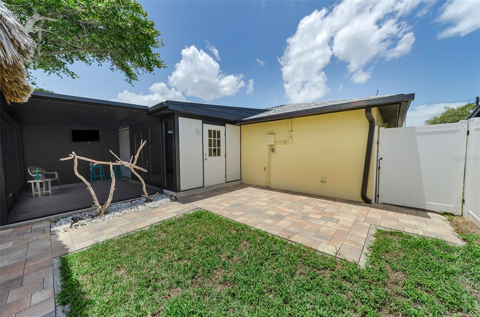 4946 BLUE HERON DR — photo 43