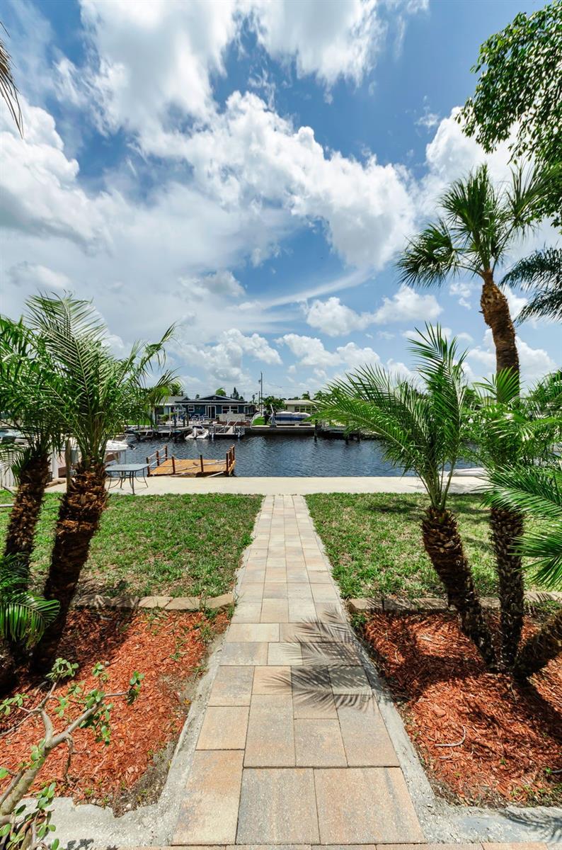4946 BLUE HERON DR — photo 2