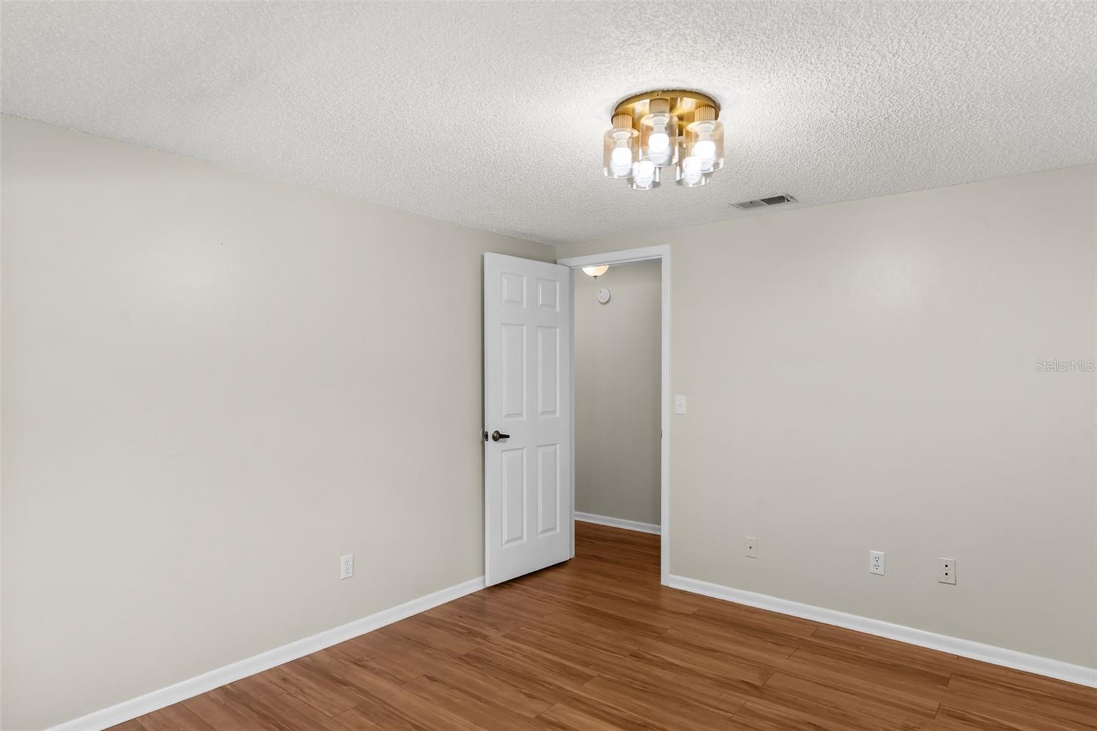 10904 AUTUMN OAK PL — photo 33
