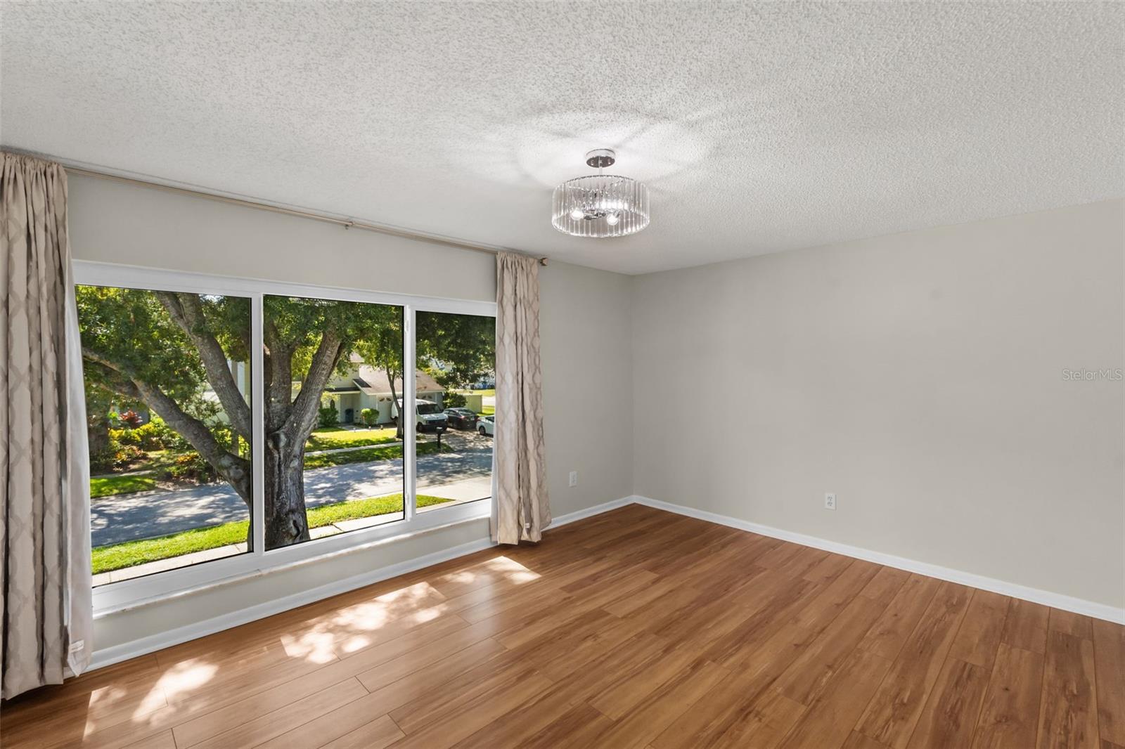 10904 AUTUMN OAK PL — photo 35