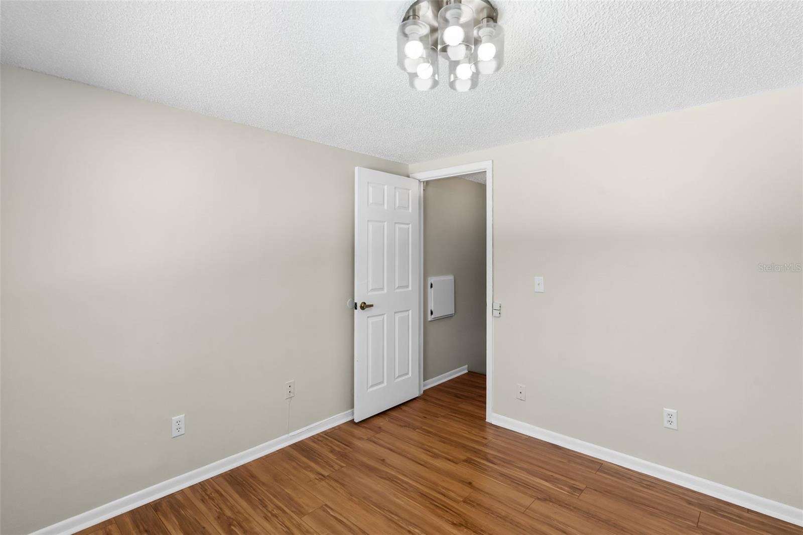 10904 AUTUMN OAK PL — photo 31