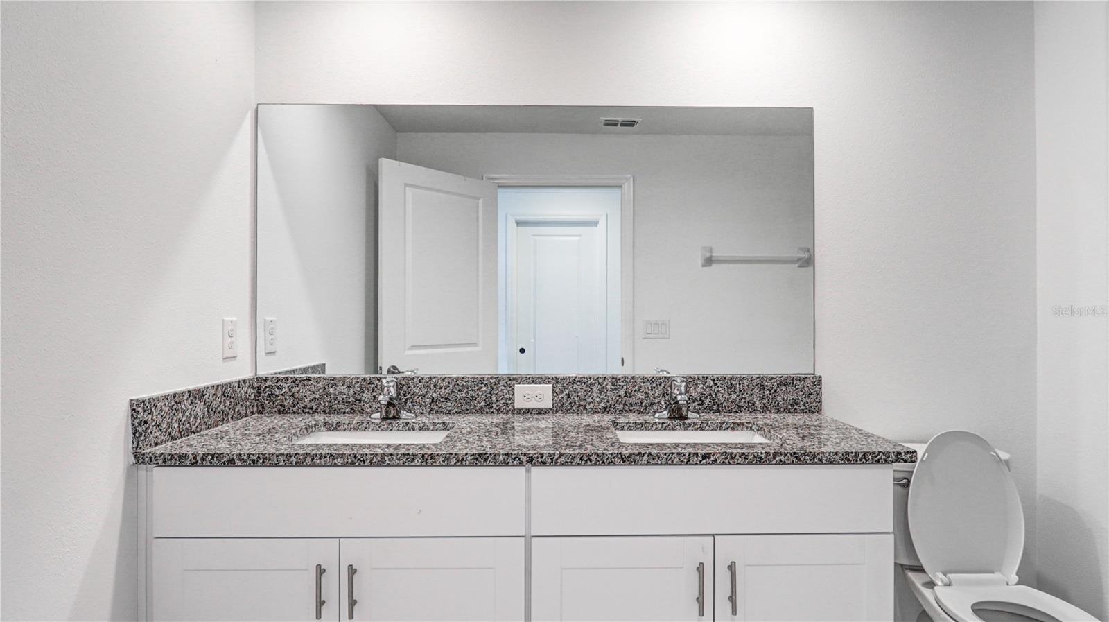 36427 GARDEN WALL WAY — photo 39