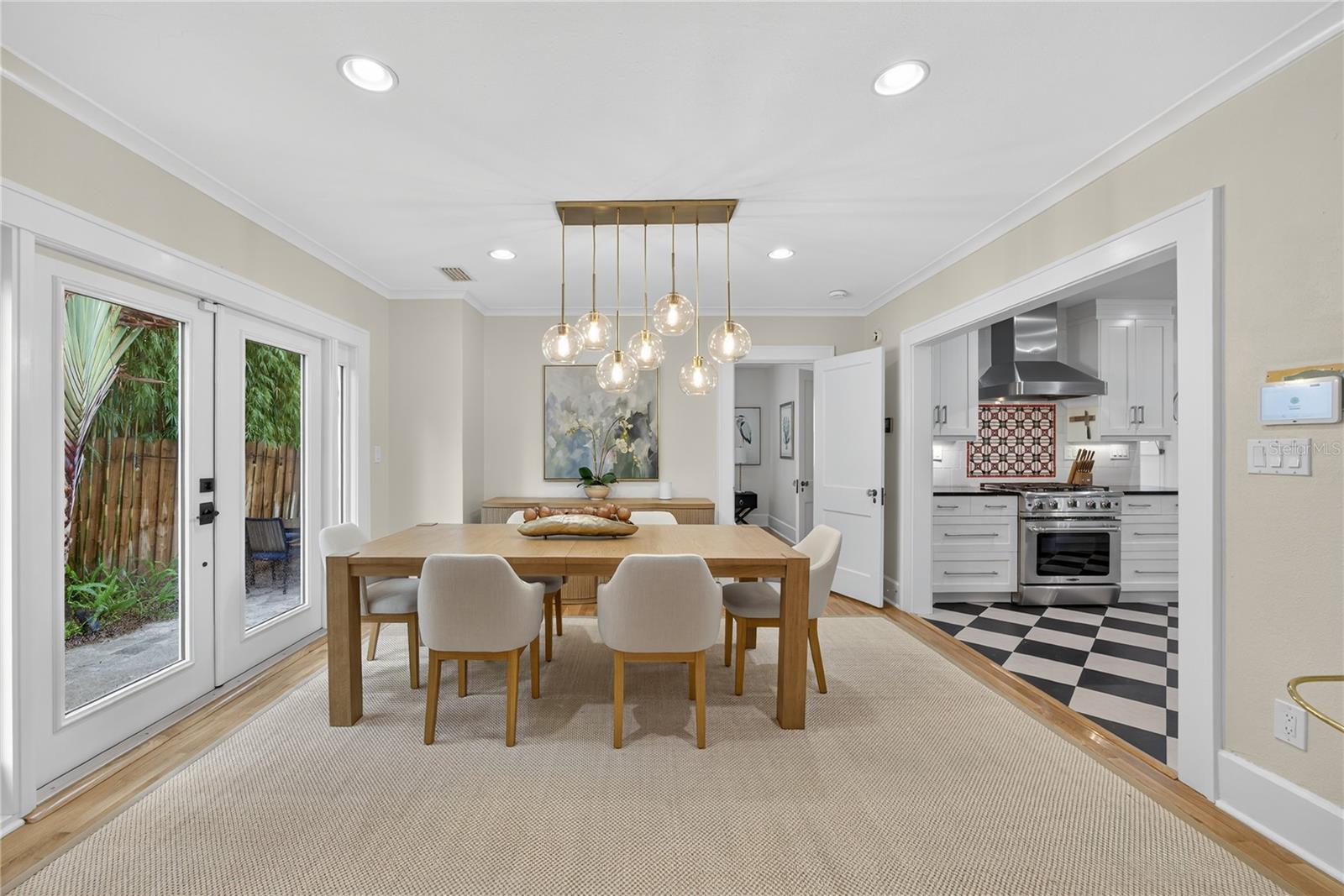 221 13TH AVE NE — photo 12