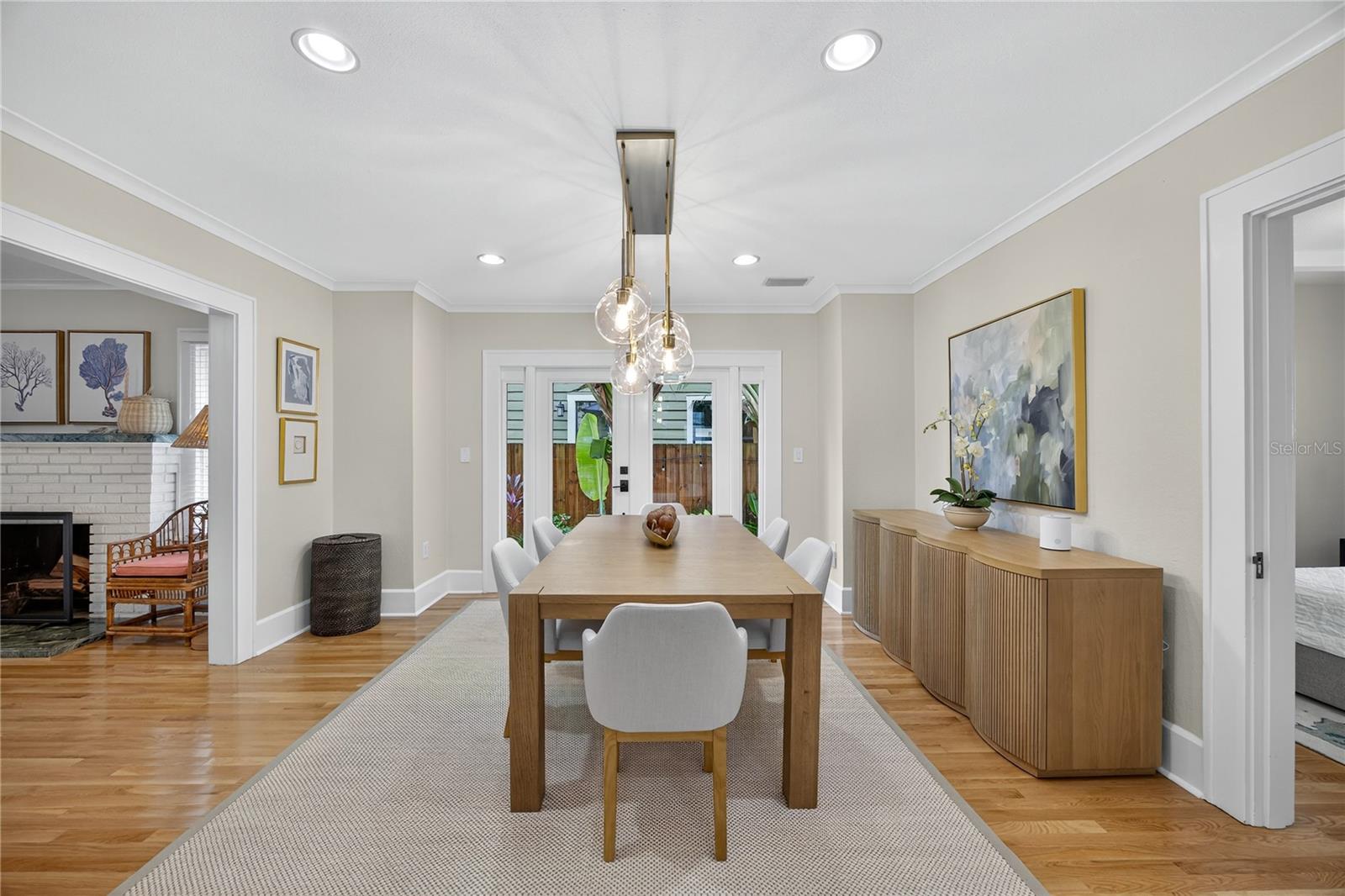 221 13TH AVE NE — photo 13