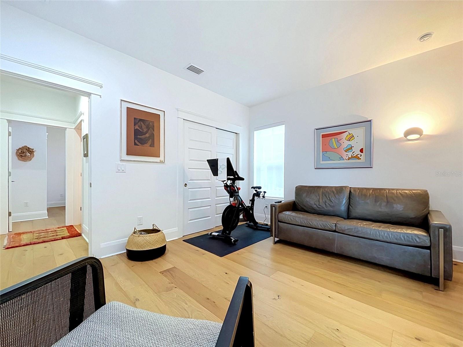 3016 N MASSACHUSETTS AVE — photo 35