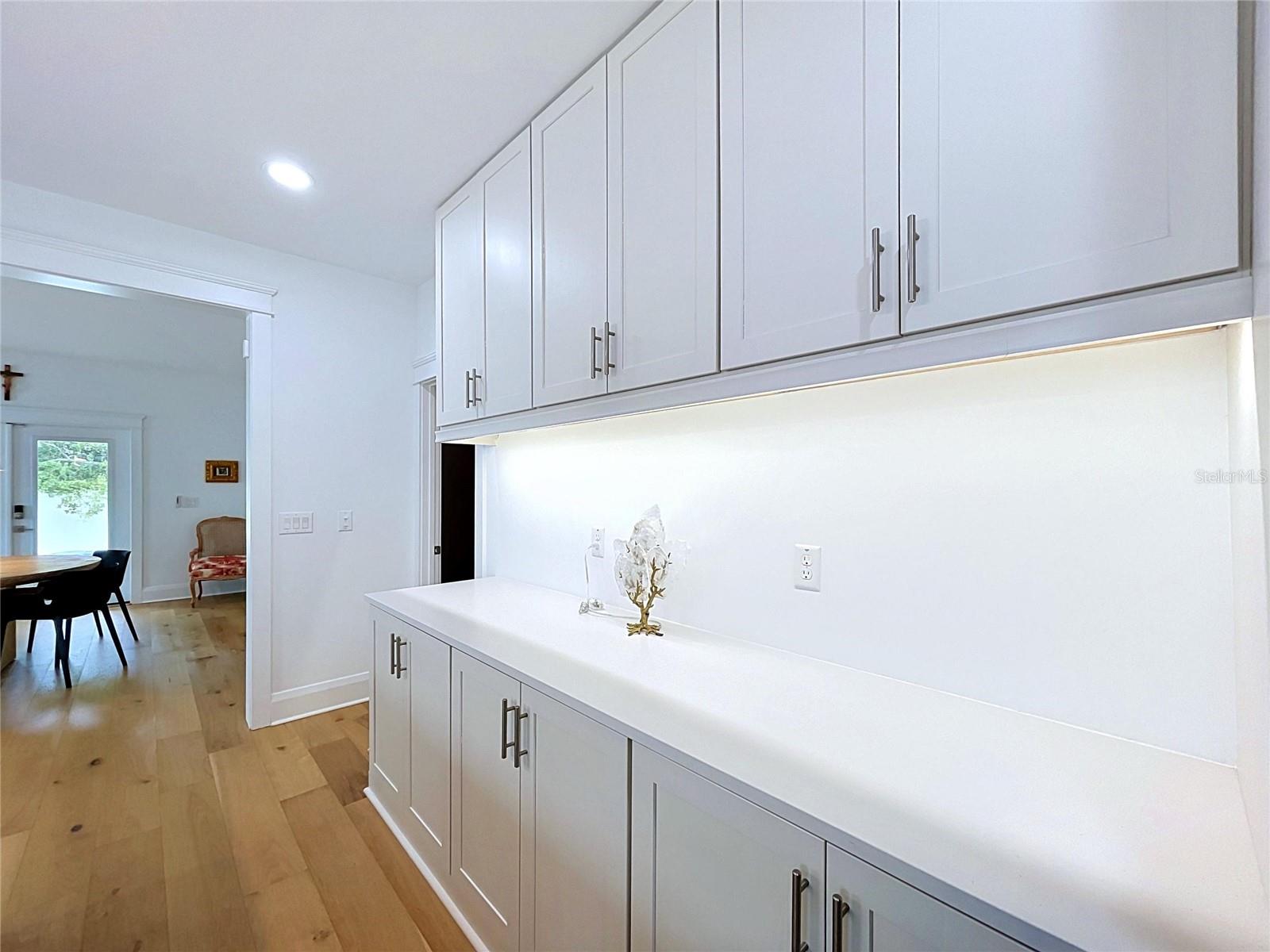 3016 N MASSACHUSETTS AVE — photo 27