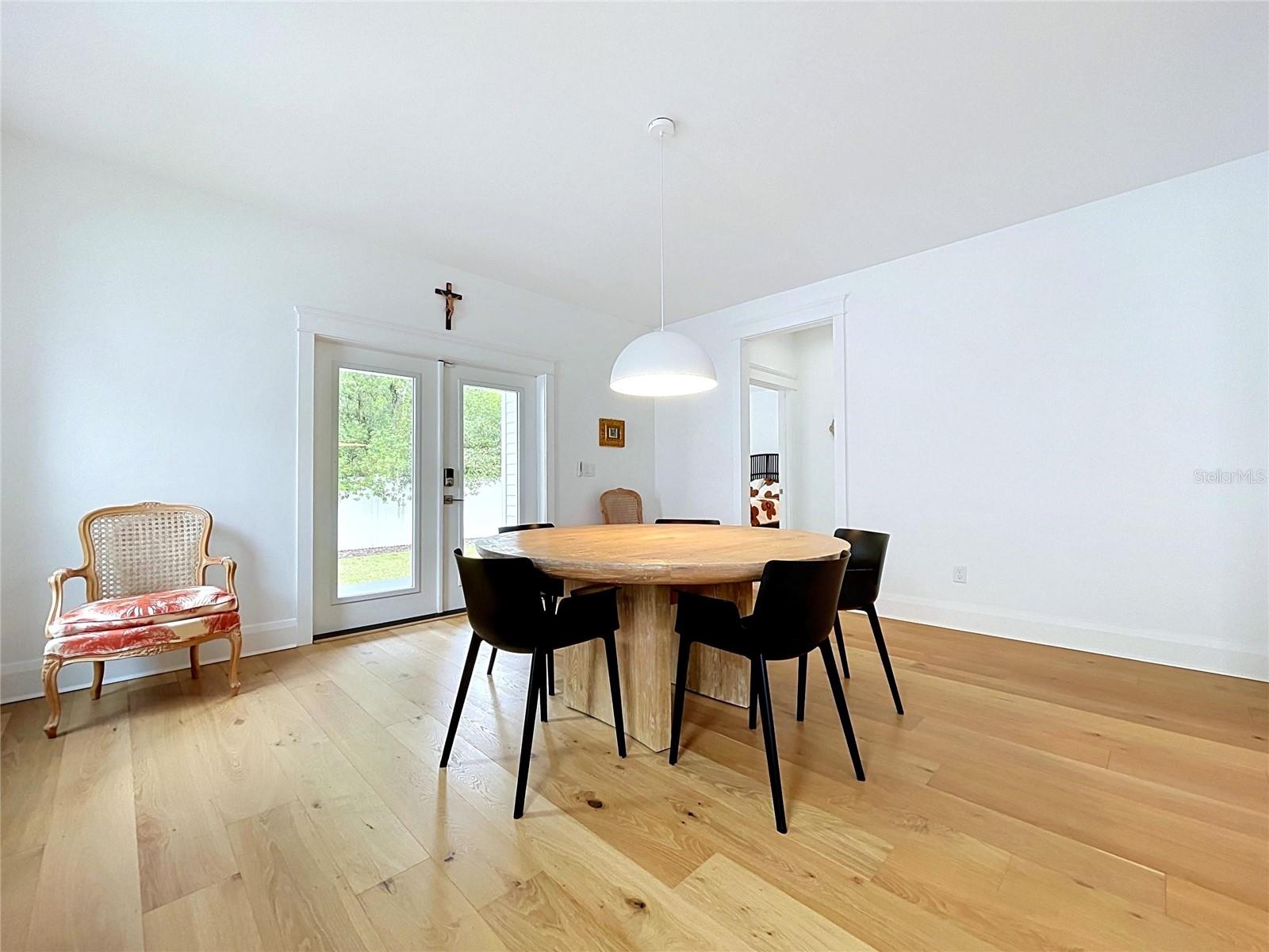 3016 N MASSACHUSETTS AVE — photo 30