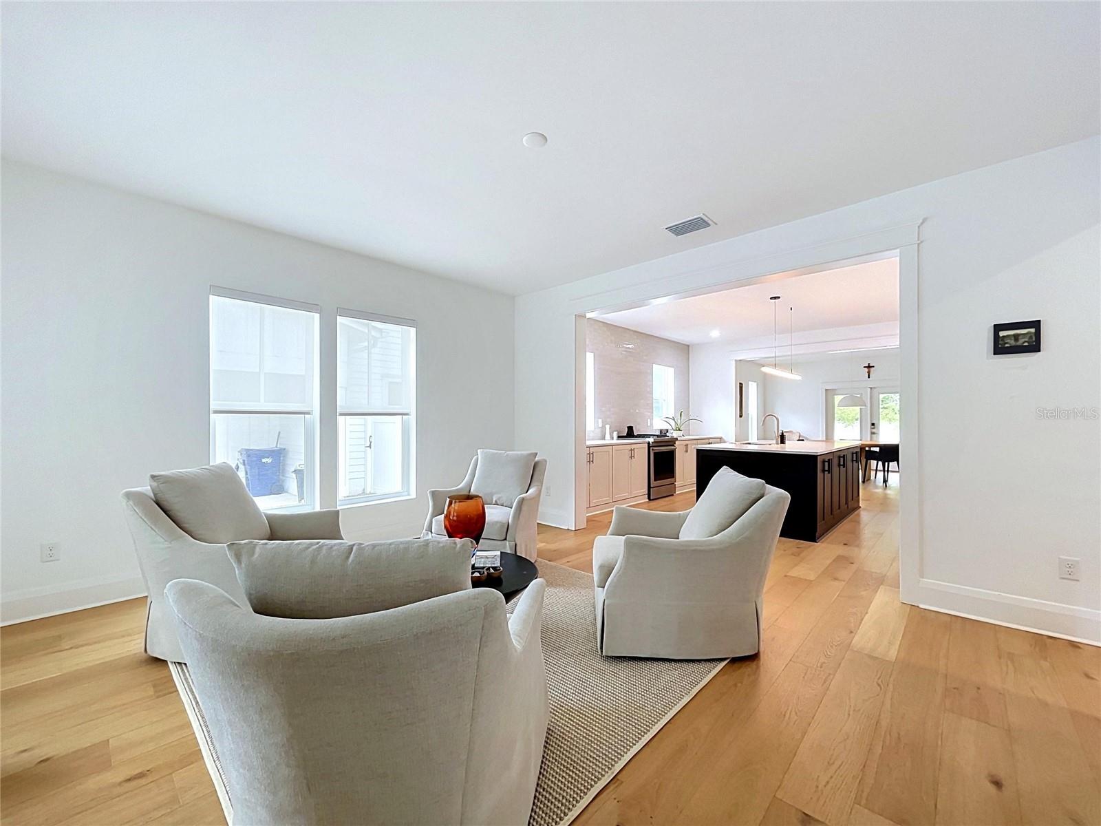 3016 N MASSACHUSETTS AVE — photo 13