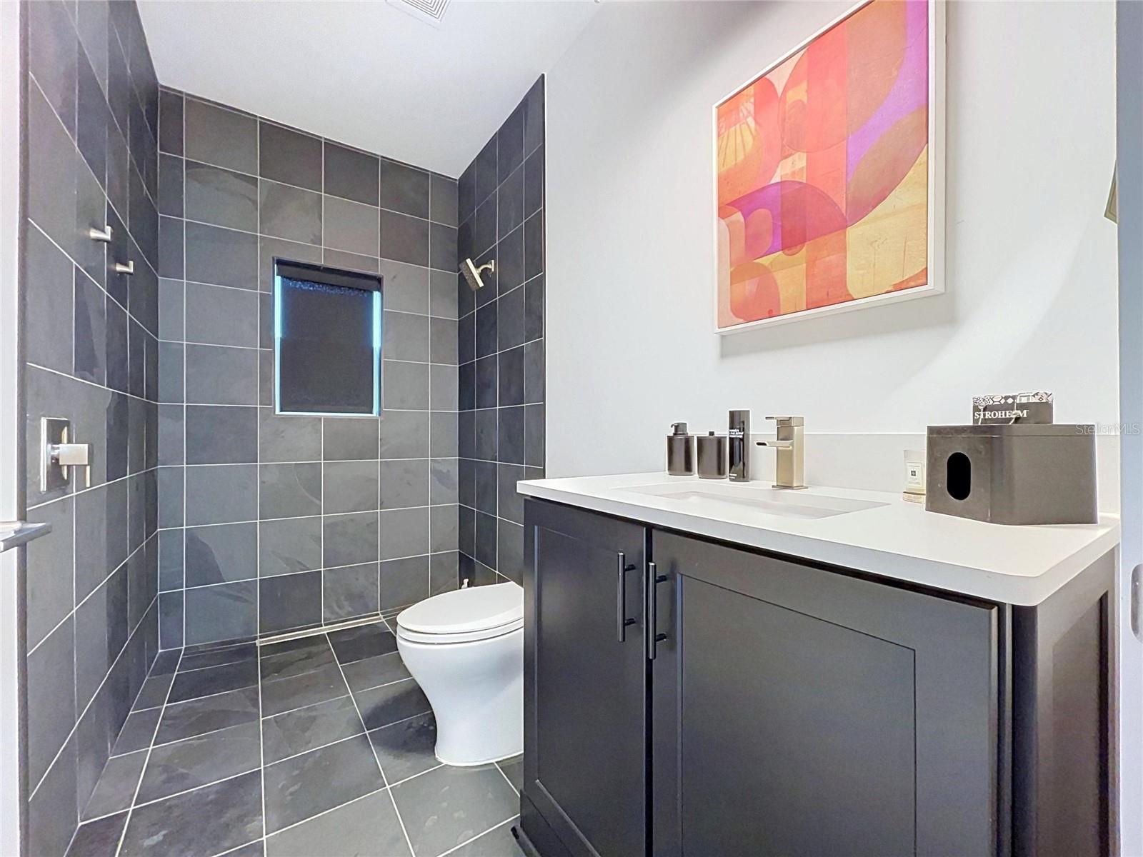 3016 N MASSACHUSETTS AVE — photo 42