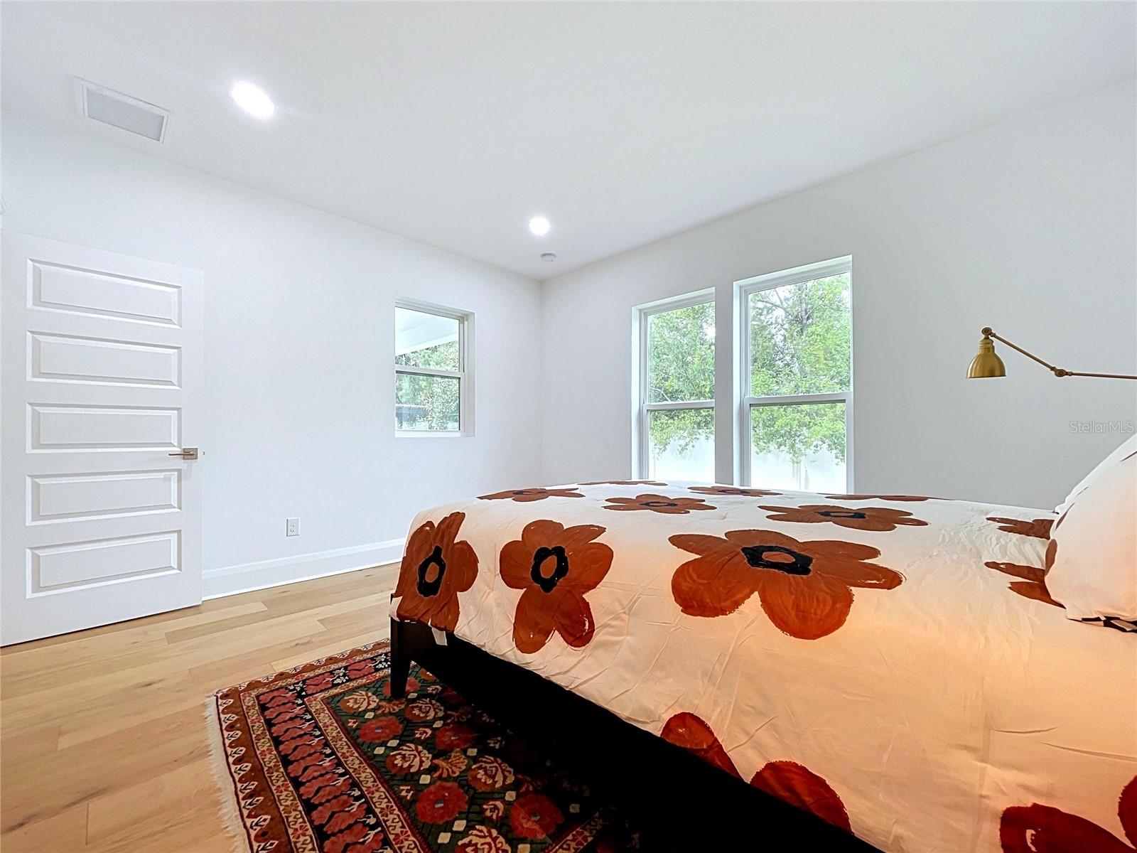 3016 N MASSACHUSETTS AVE — photo 39