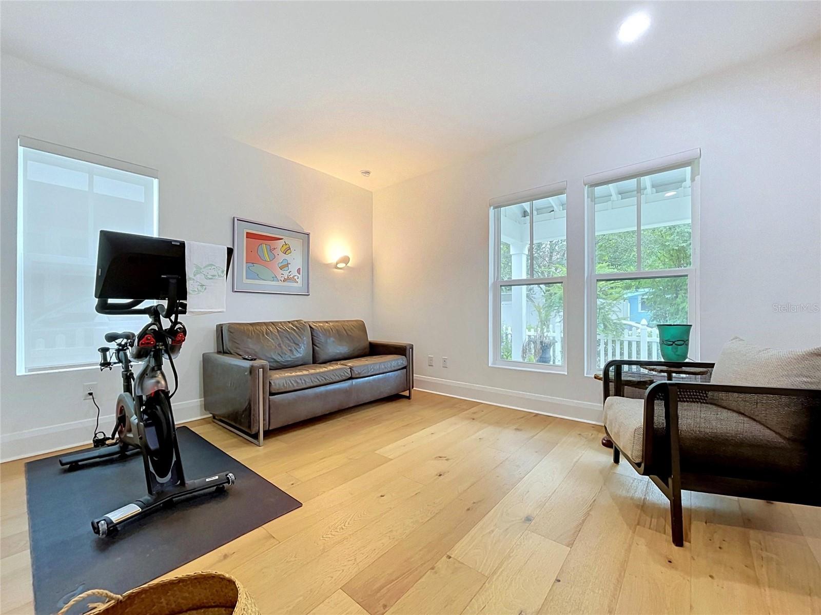 3016 N MASSACHUSETTS AVE — photo 33