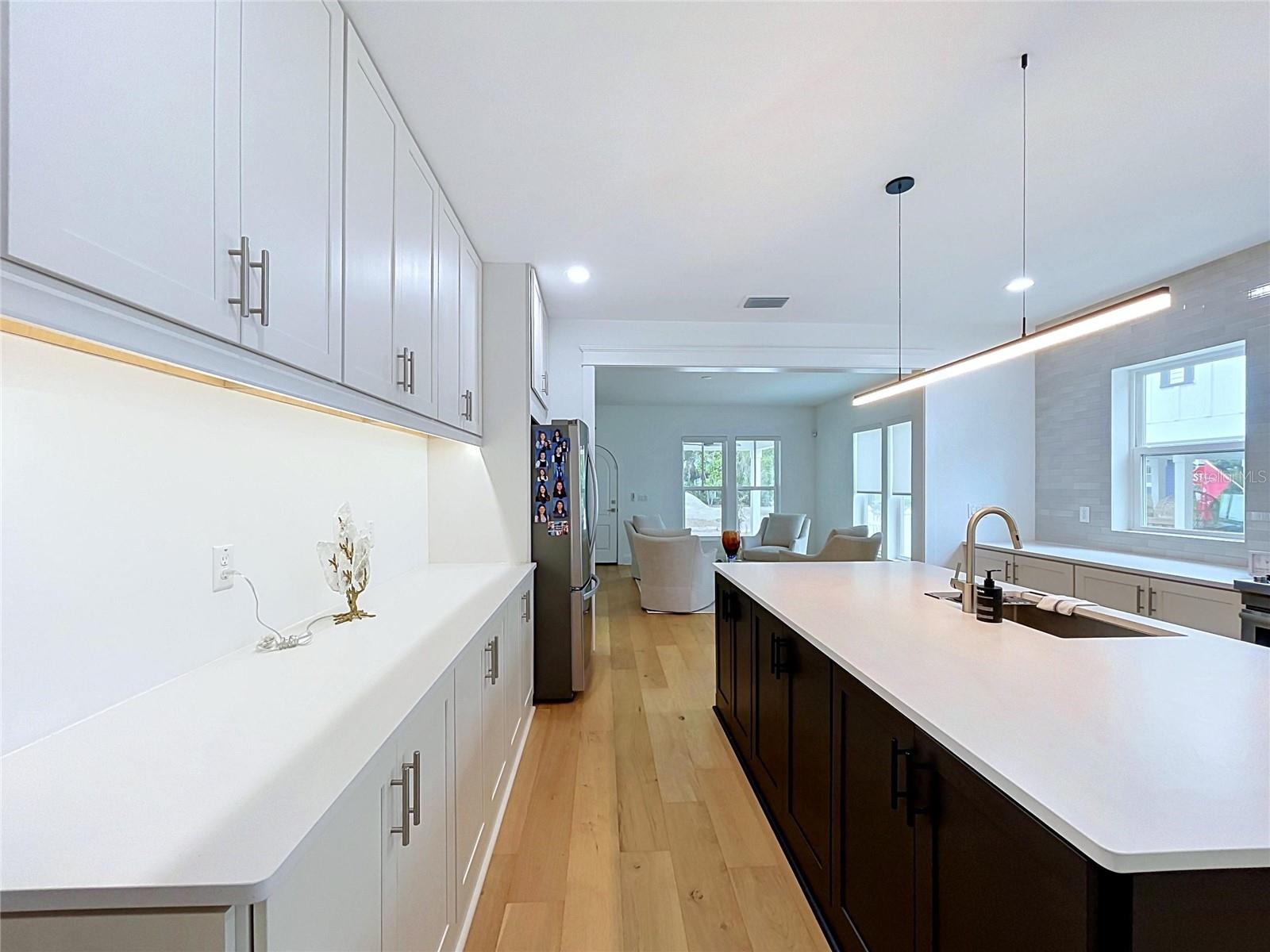 3016 N MASSACHUSETTS AVE — photo 23