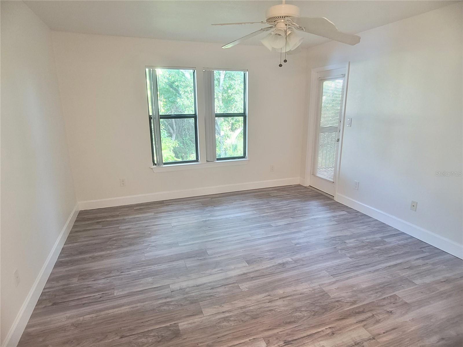 Home in SARASOTA — photo 11