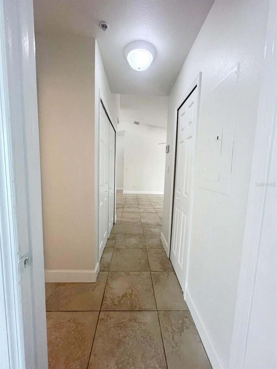 Home in SARASOTA — photo 10