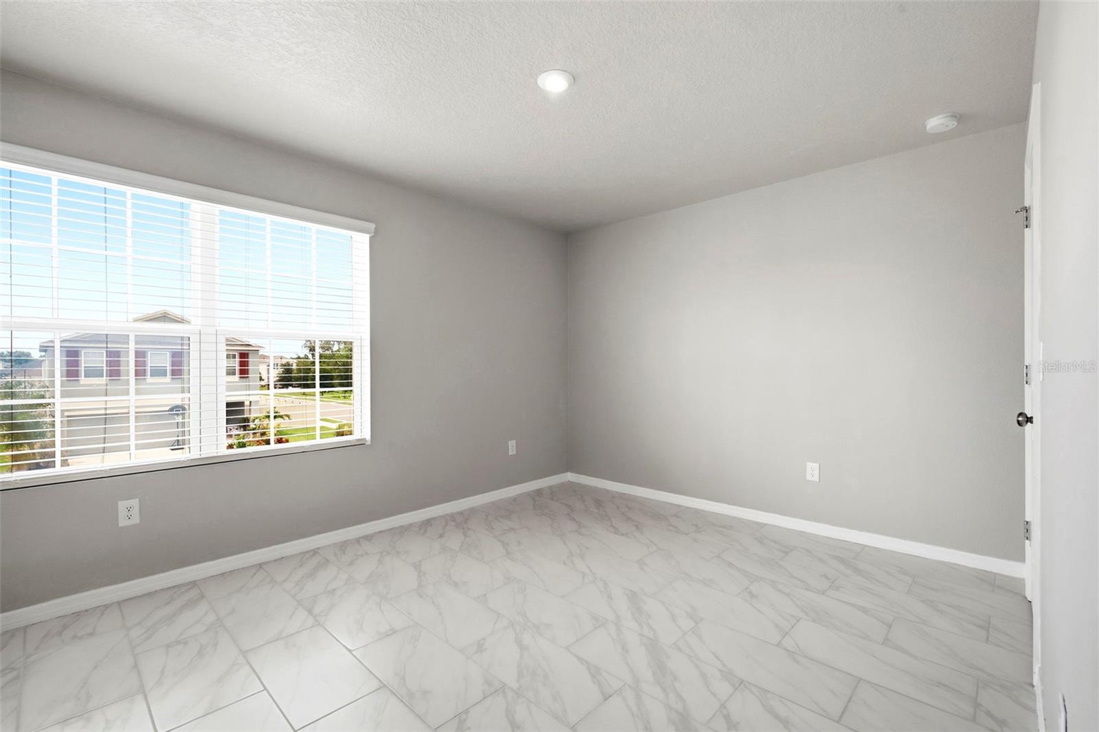 6271 SPRINGMONT LOOP — photo 35